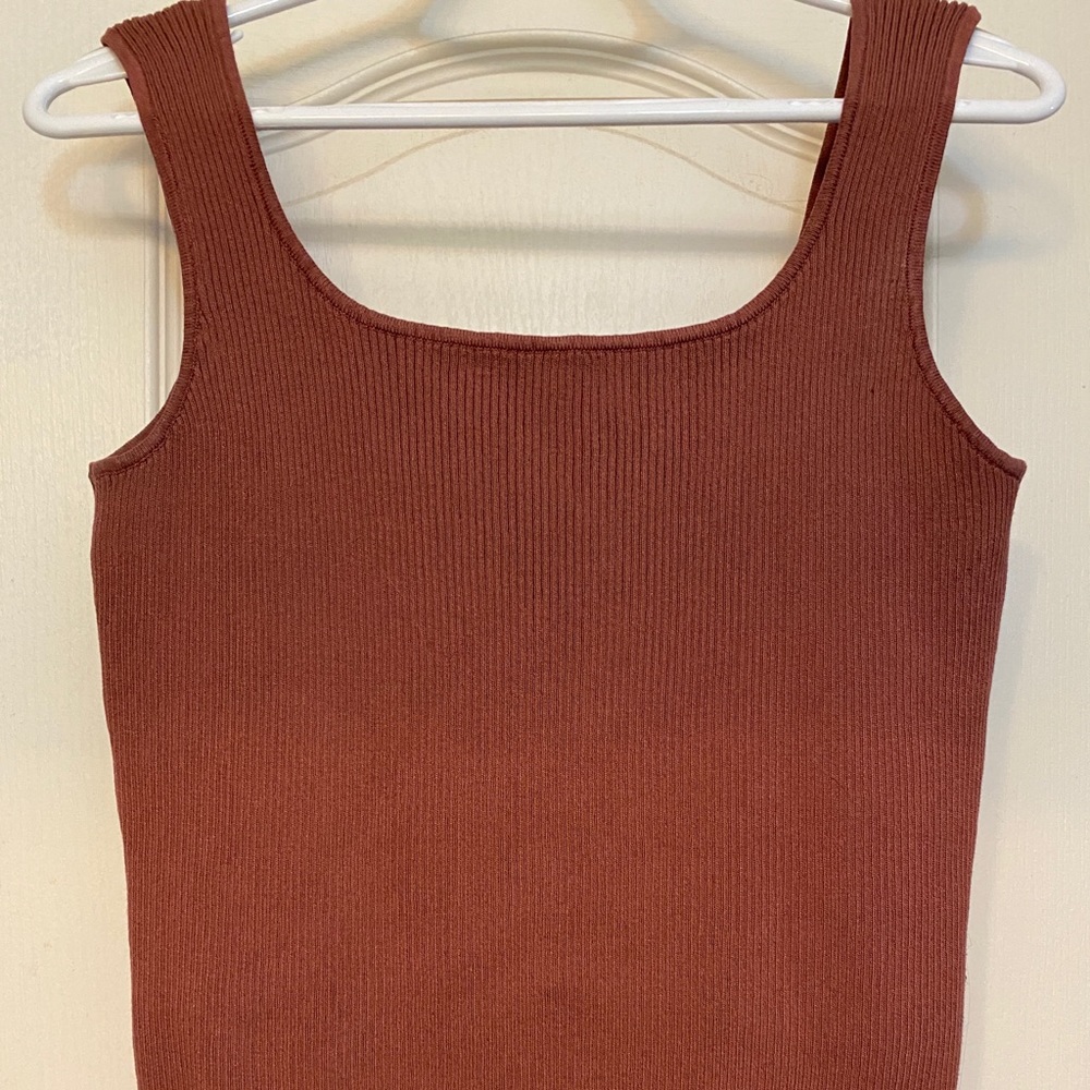 Knit tank top